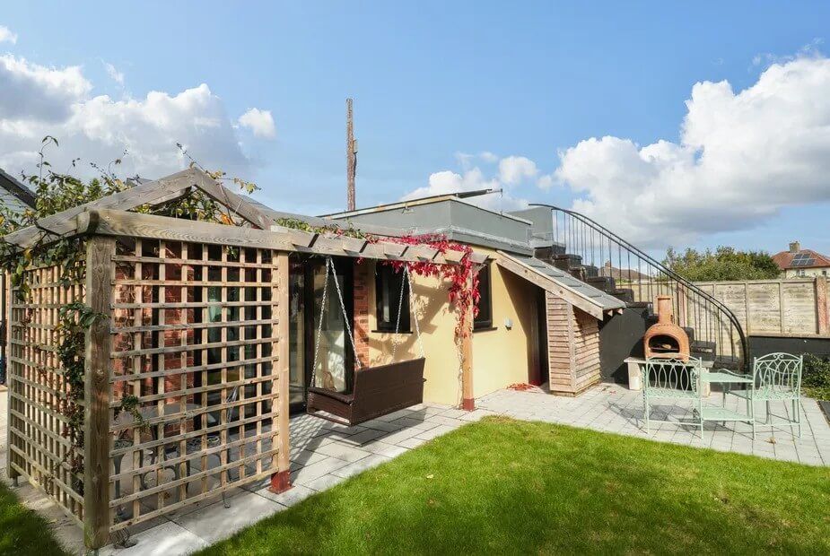 Minime, Weston-super-Mare