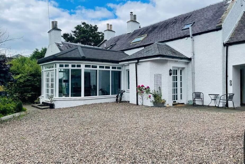 Riverside House, Leven