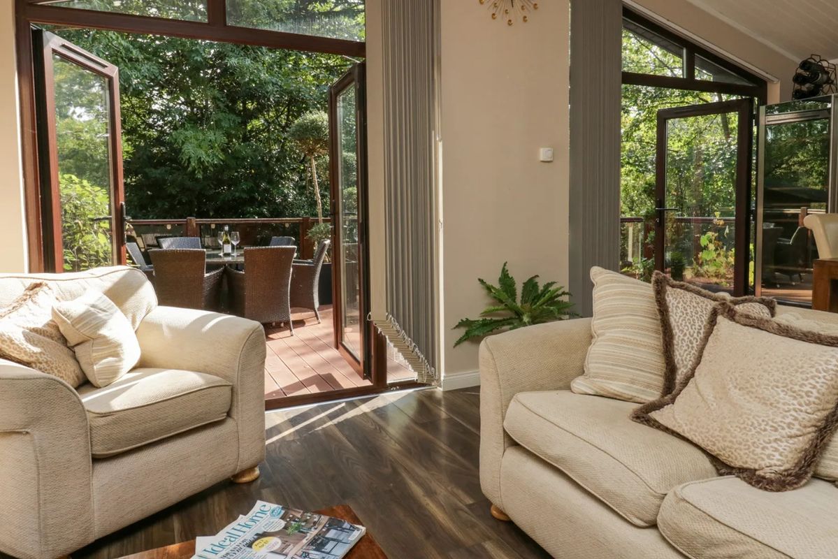 tree house dog-friendly lake district