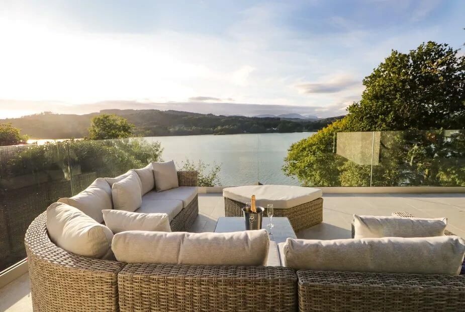 Big cottages near national parks for spring walking breaks