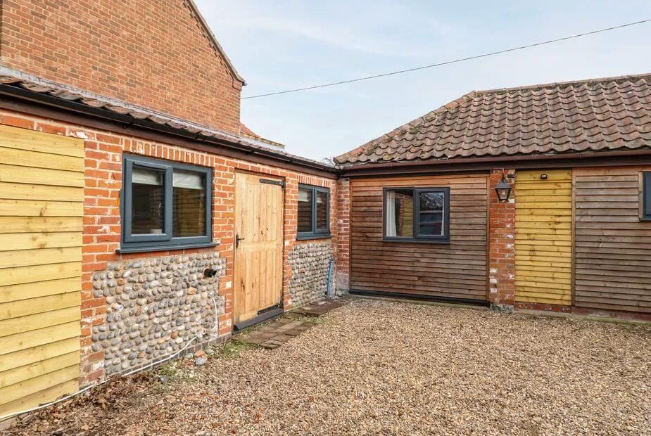 Squirrel Lodge, North Walsham, Norfolk