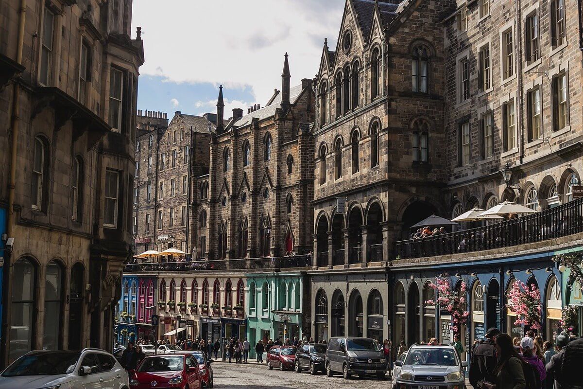 15. Edinburgh