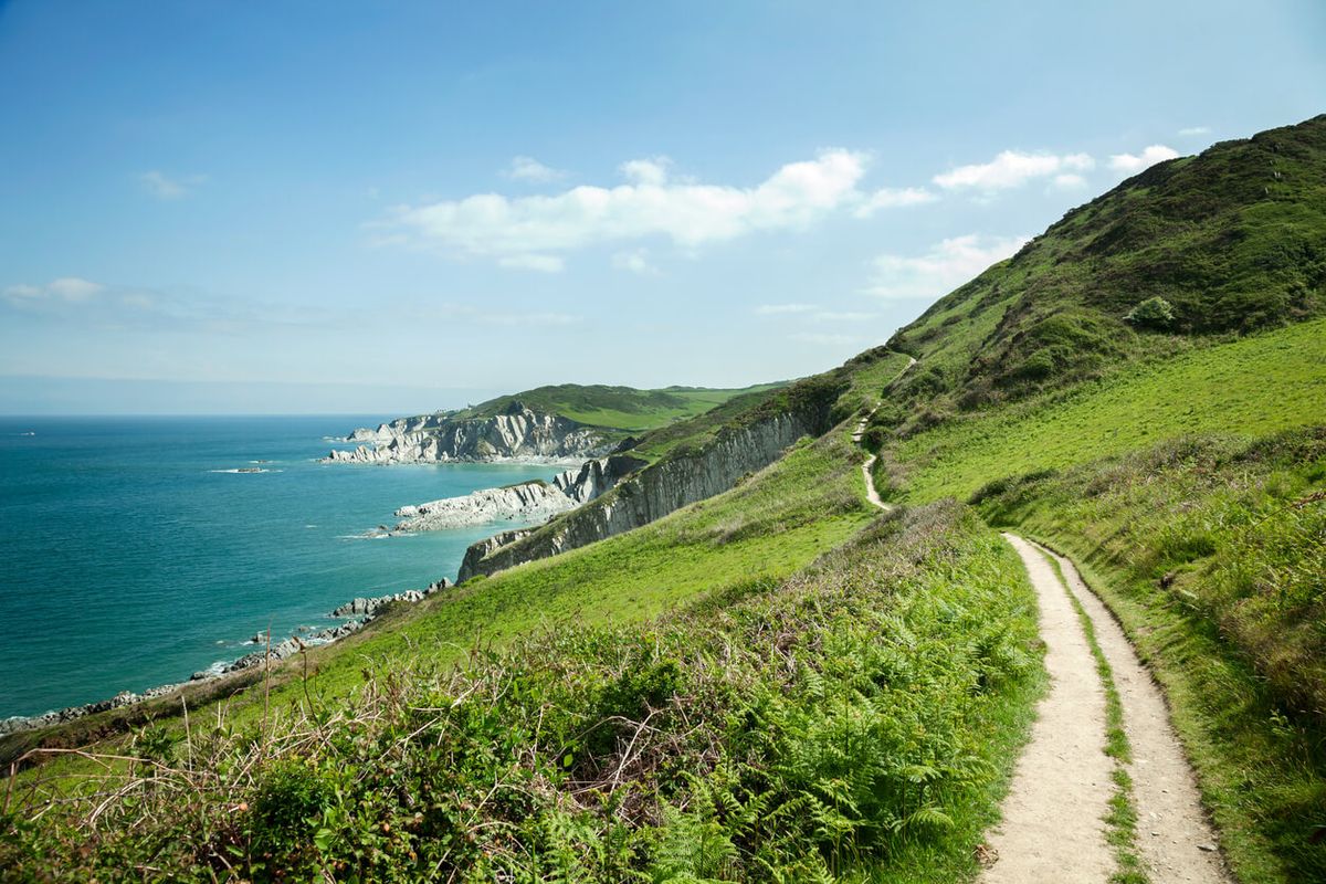 Mortehoe Coast Path & The Ship Aground, Devon