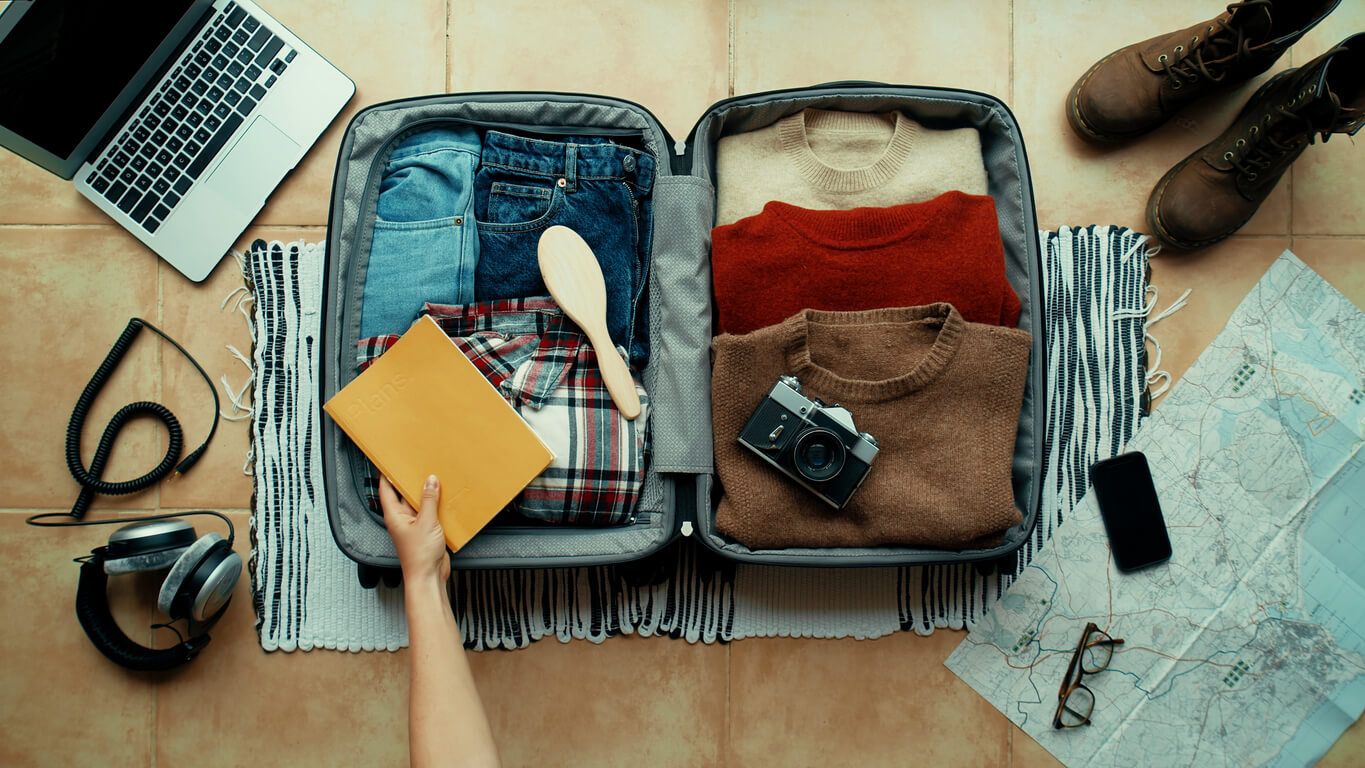 Holiday packing checklist for last-minute breaks