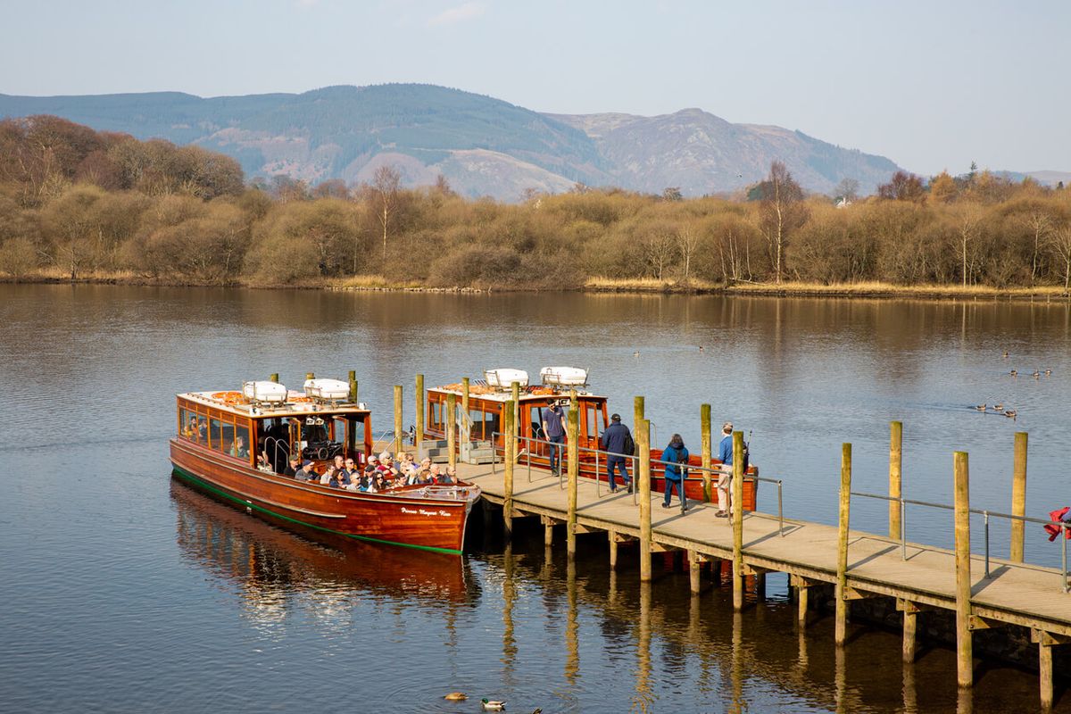 Boat cruise in the Lake District