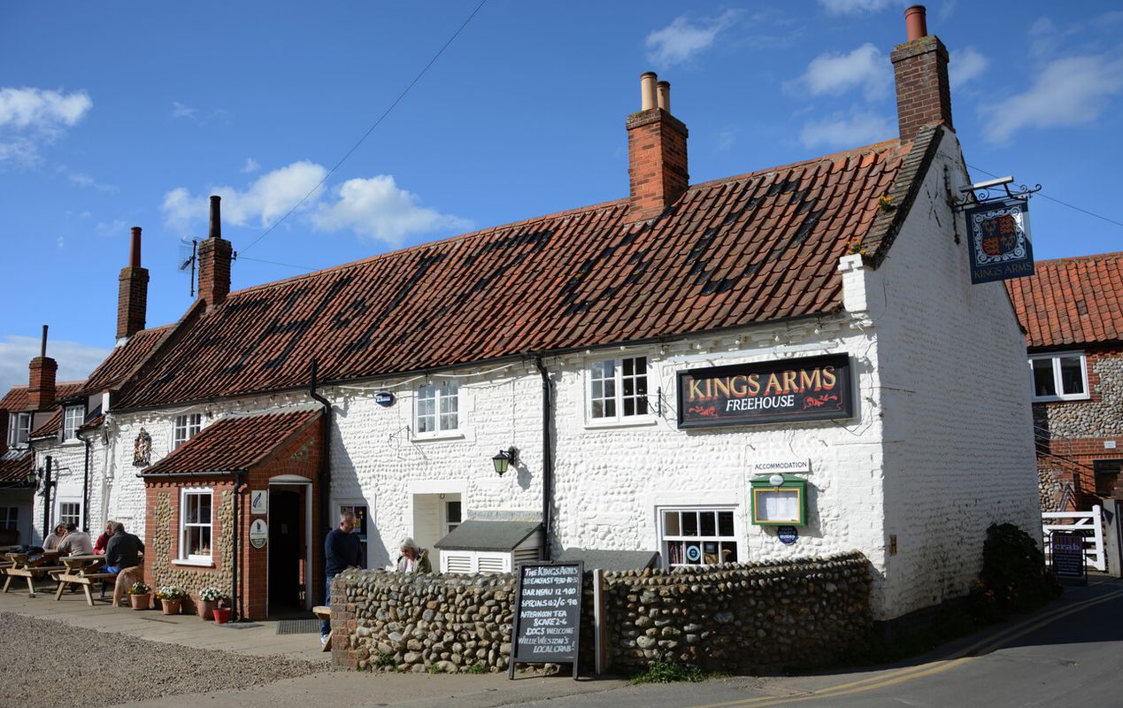 Blakeney pub