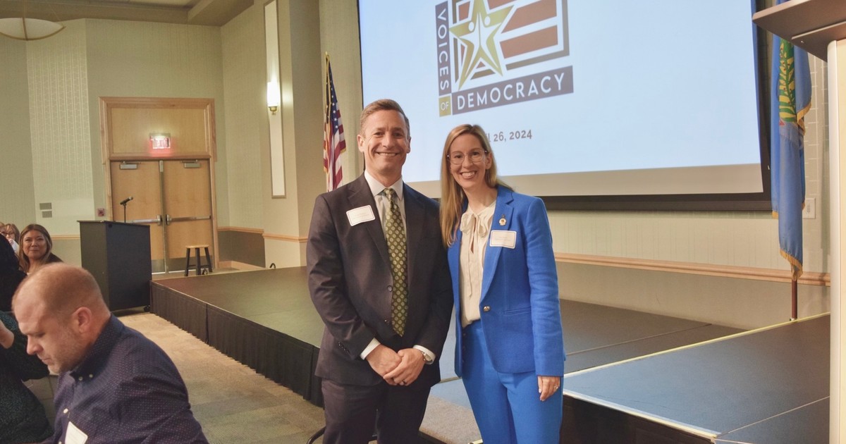 Cover Image for Hugh Robert Receives 2024 Brunton-Will CLE Award