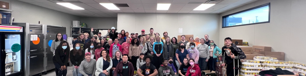 Cover Image for Lawyers Fighting Hunger Hosts 13th Annual Easter Food Event