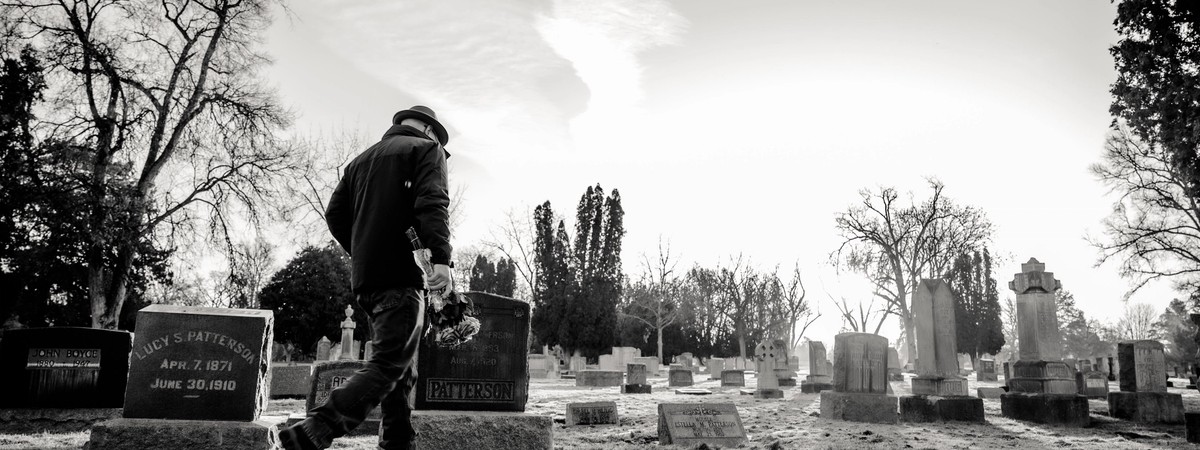 Cover Image for Laid to Rest: Making a Clear Plan for Your Remains