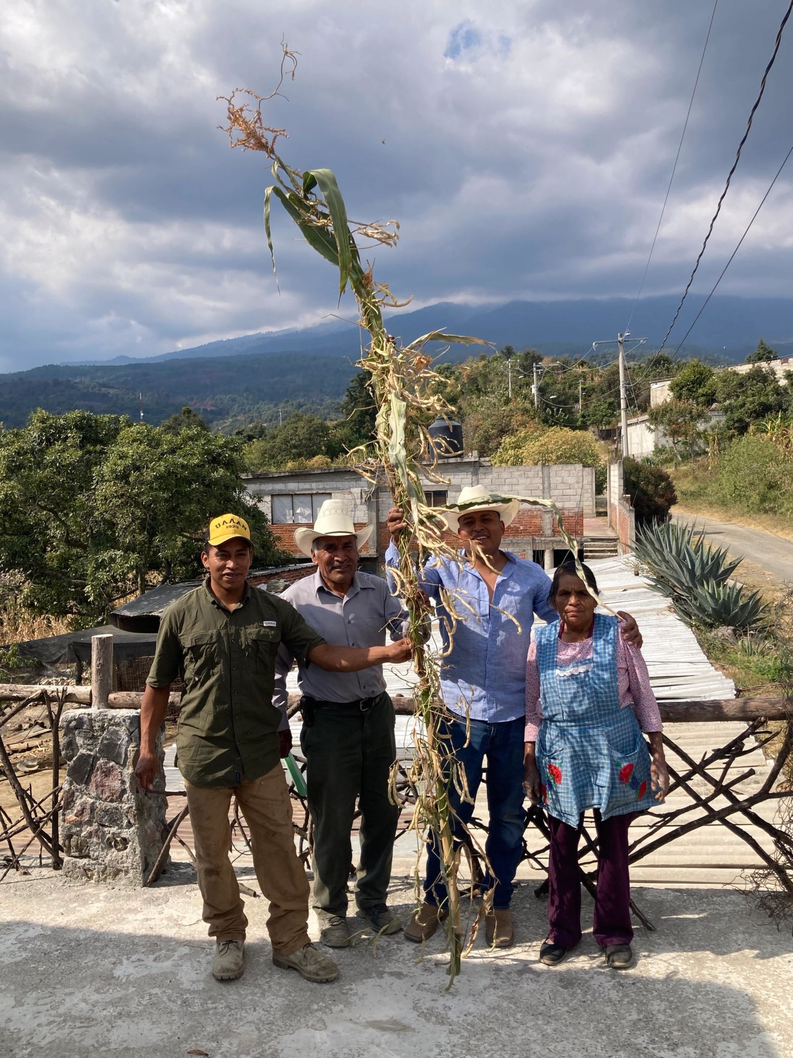 Edgar Montes Silvestre and family, Atlixco, Puebla.