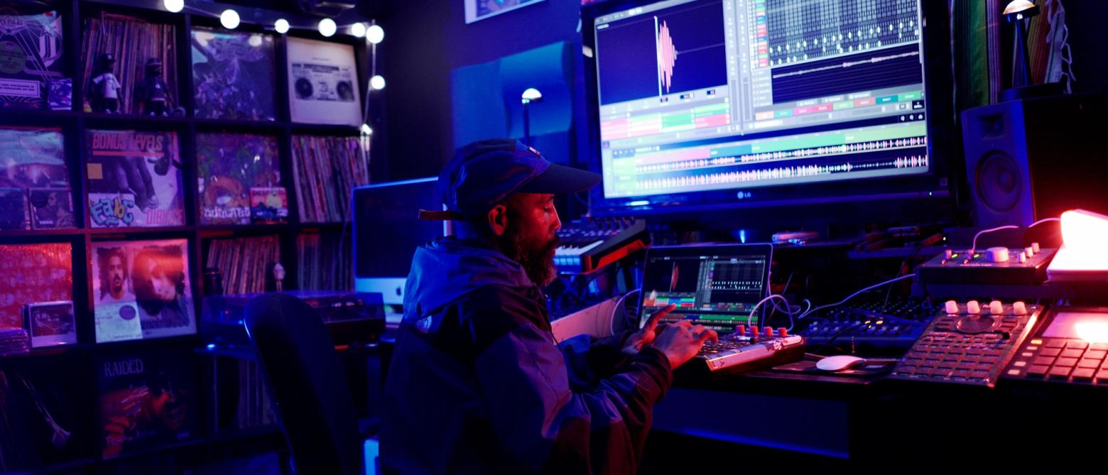 Music producer Dibiase using Serato Studio