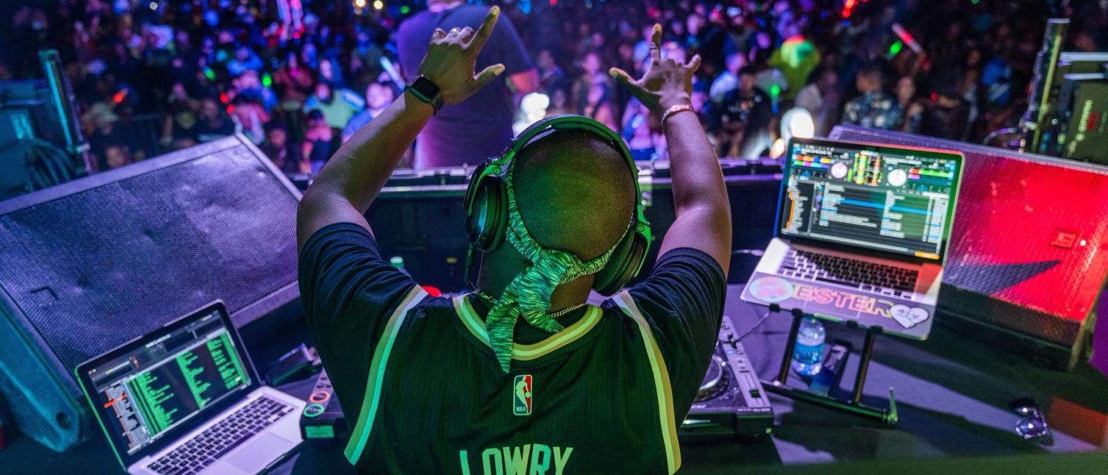 DJ using Serato DJ Pro in a live venue