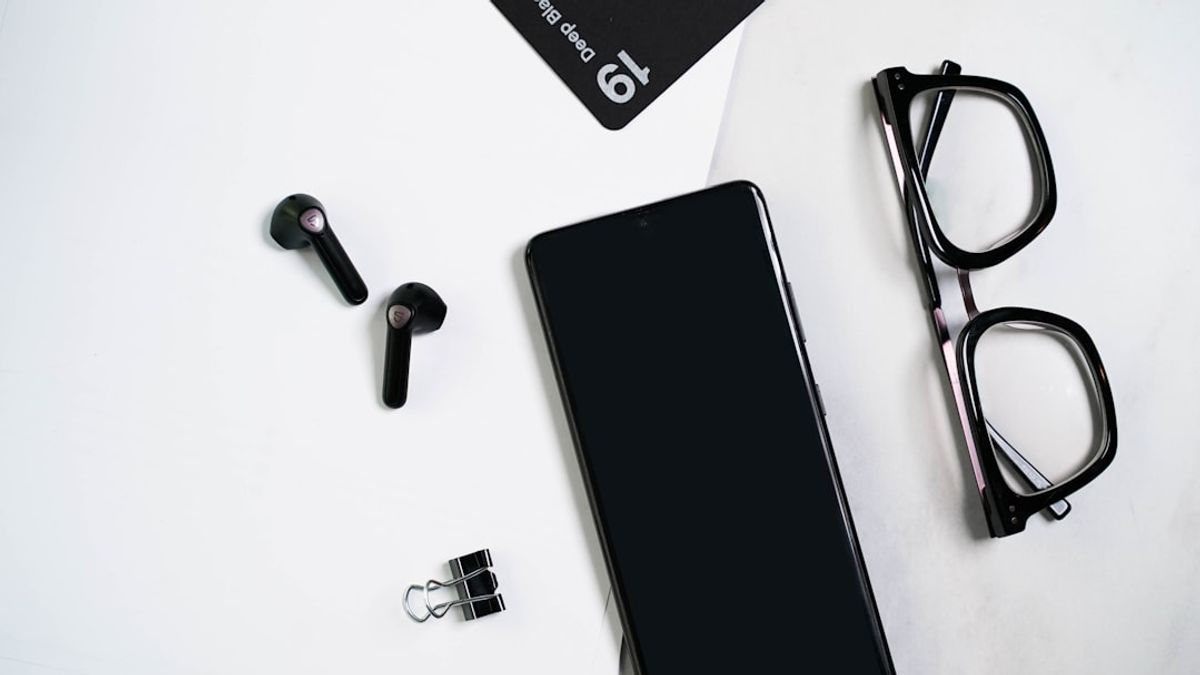 Deep Work, Deeper Discount: Why Bose QC Ultra Headphones Are a Founder's Secret Weapon for Innovation