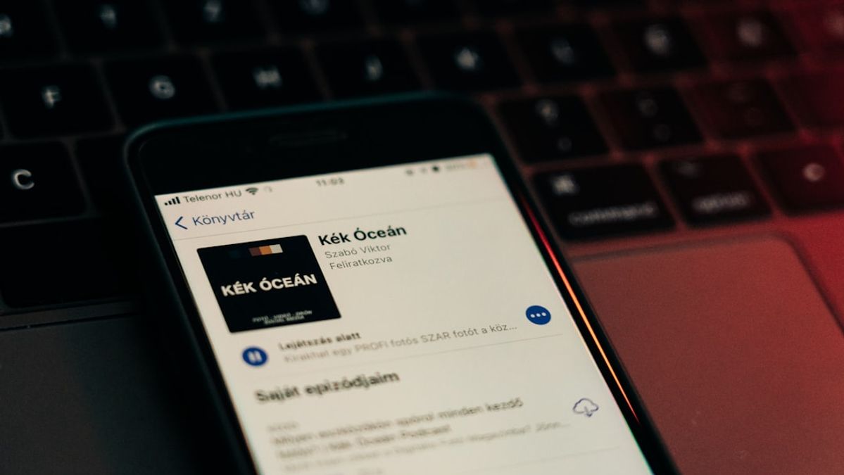 Apple's Seamless Podcast Switch: A Masterclass in UX, AI, and the Future of Content Platforms
