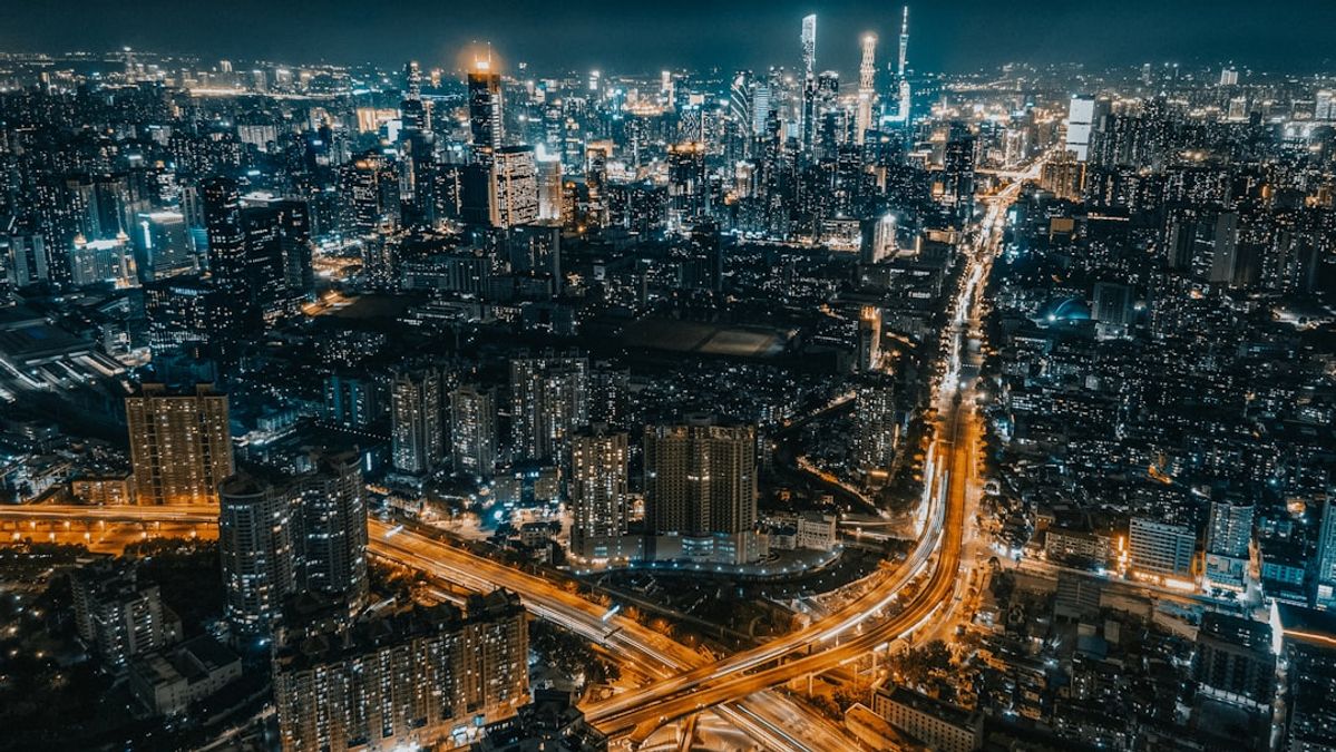 Taara Beam: Illuminating the Future of Urban Connectivity with 25Gbps Light Beams