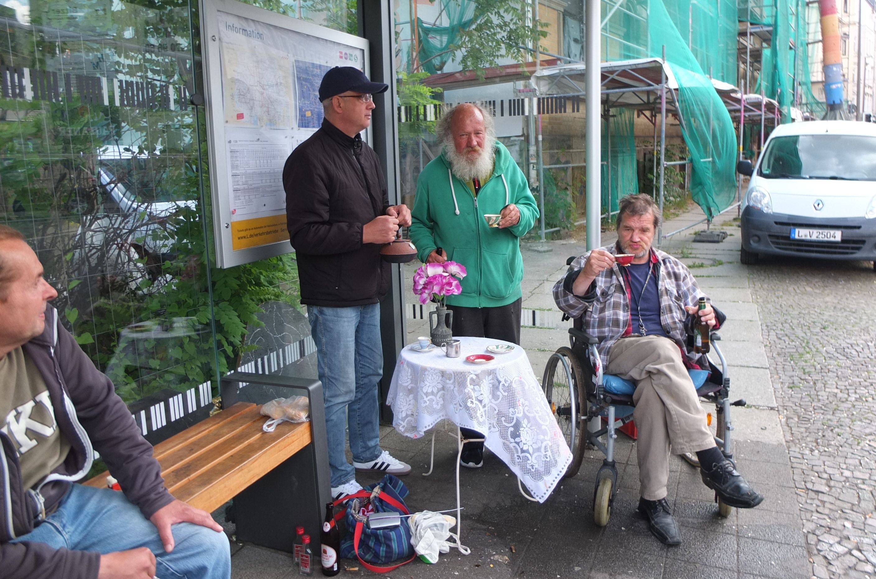 Die 3 vor der Tankstelle – Behind the Scenes Foto 4