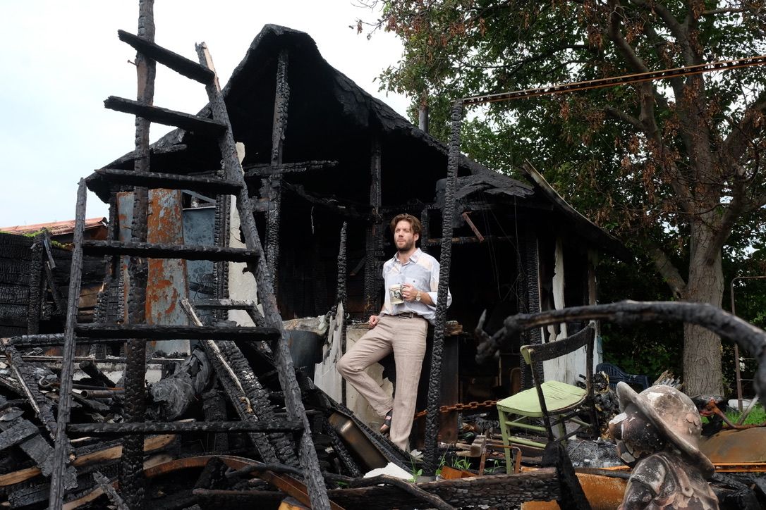 Broken Dreams – Behind the Scenes Foto 1