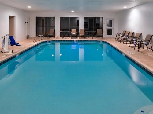 Photo of Hampton Inn Eugene - Indoor Pool