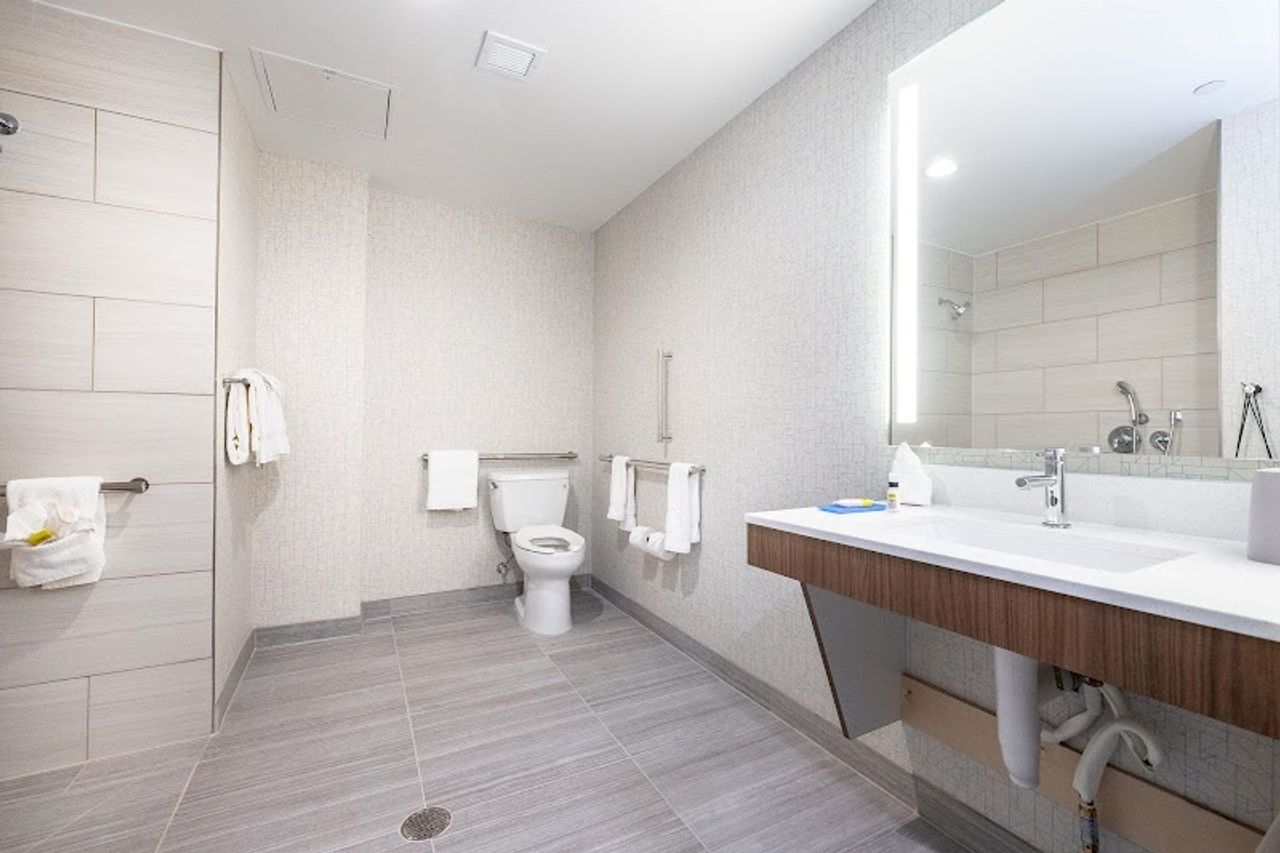 Photo of Holiday Inn Express & Suites San Jose – Silicon Valley by IHG