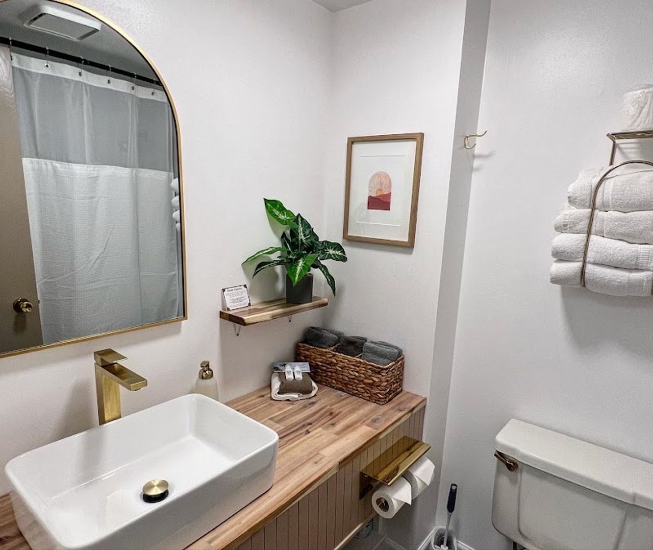 Photo of The Brooks Hotel