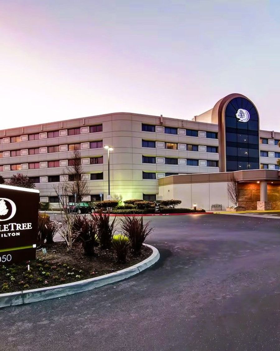 DoubleTree by Hilton Hotel Pleasanton at the Club