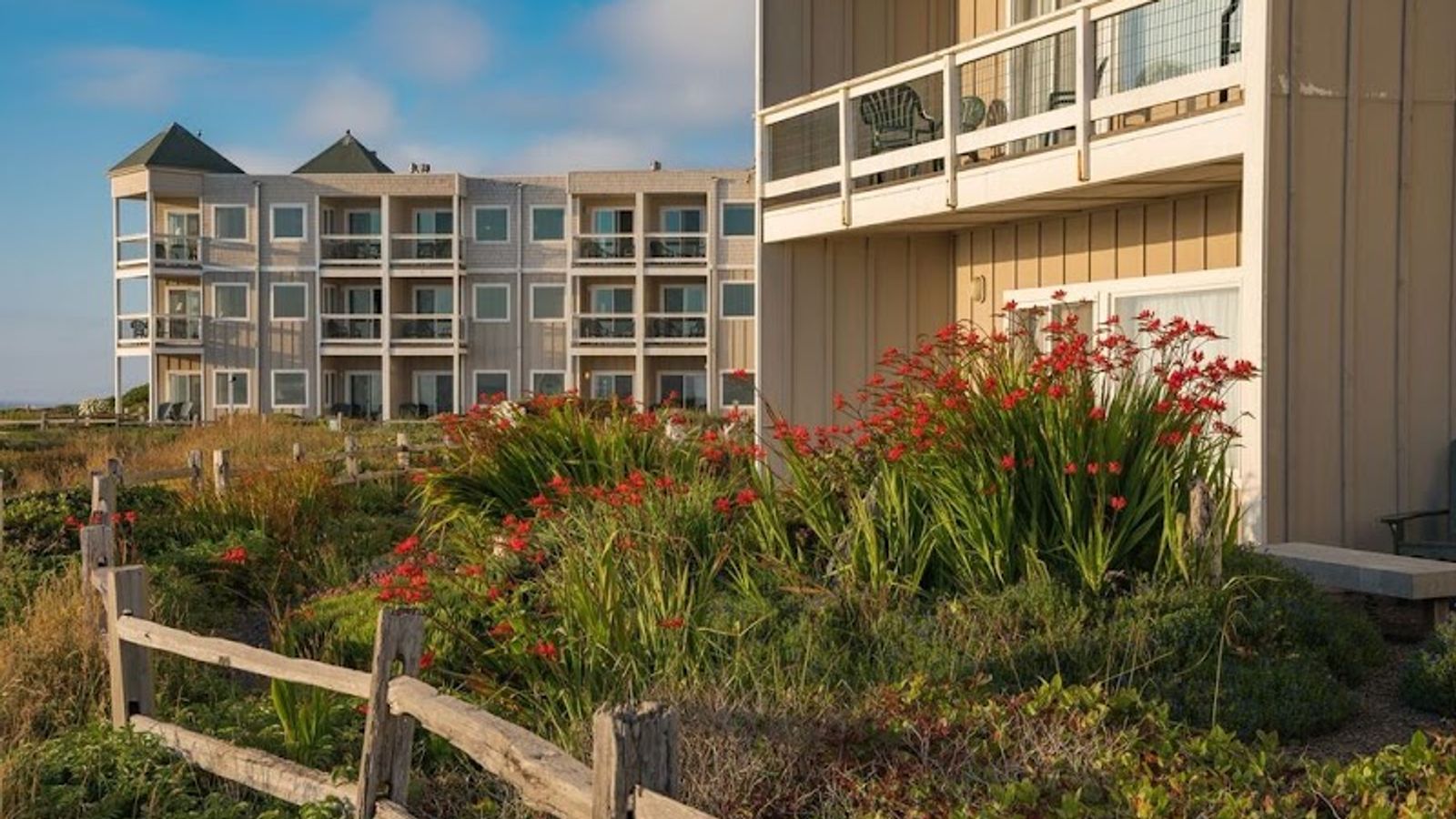 Photo of Overleaf Lodge - Exterior