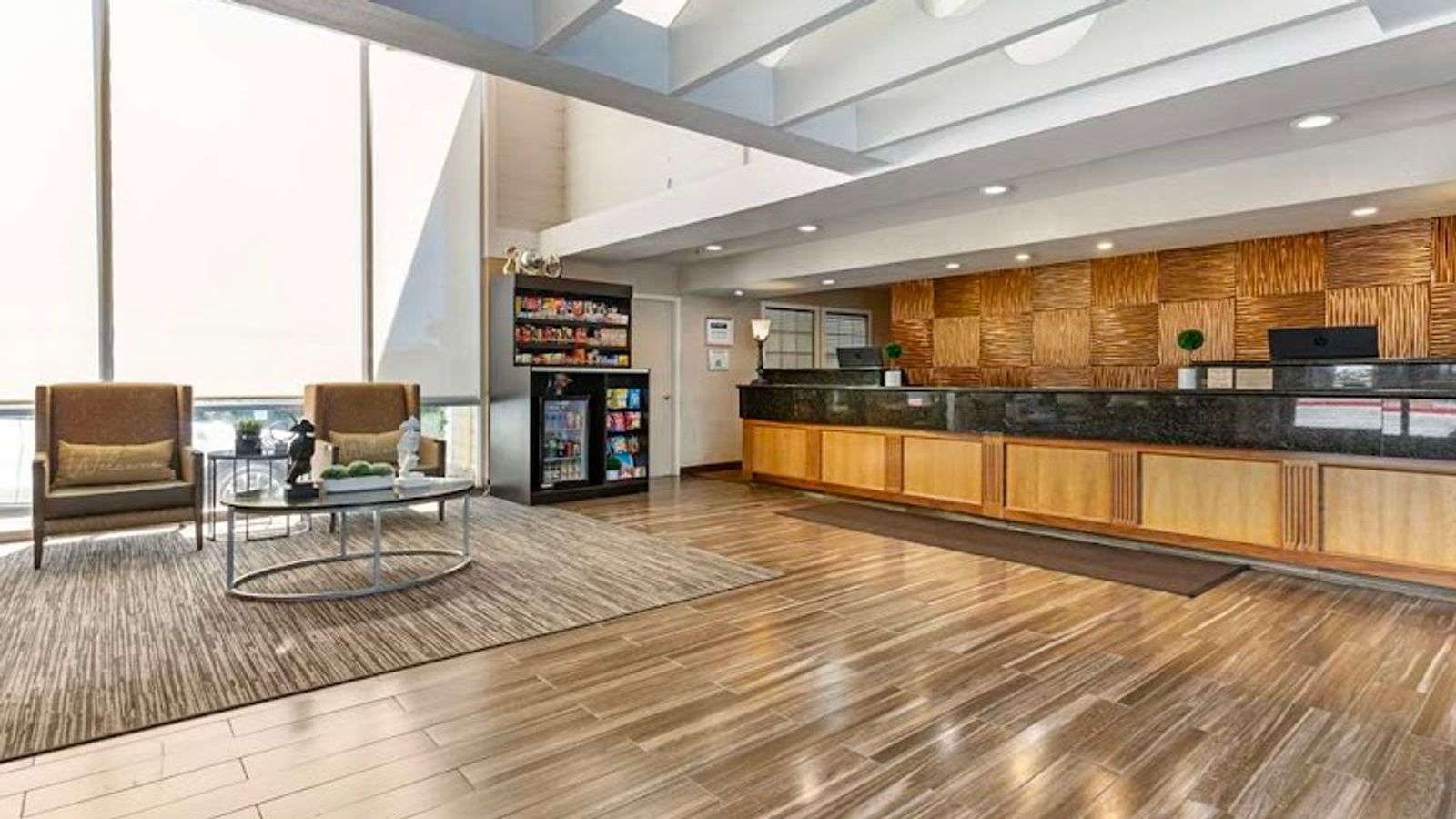 Photo of Best Western Plus Heritage Inn