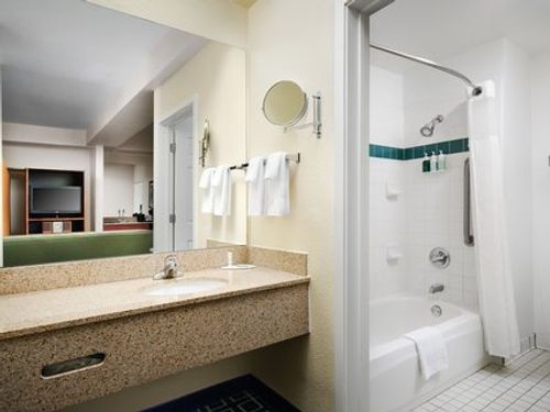 Photo of Fairfield Inn & Suites San Francisco San Carlos
