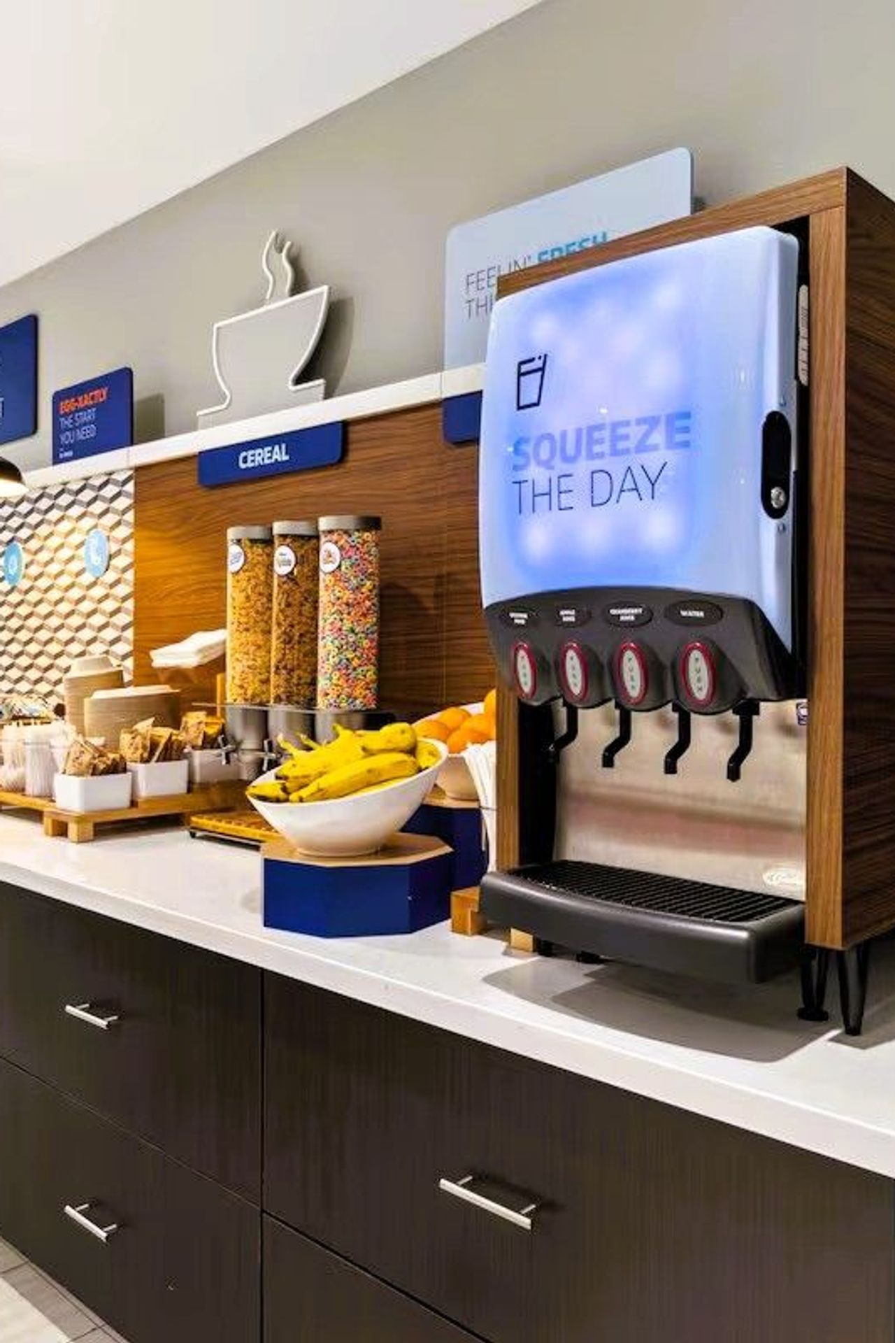 Holiday Inn Express & Suites Mountain View Silicon Valley, an IHG Hotel - Free Breakfast