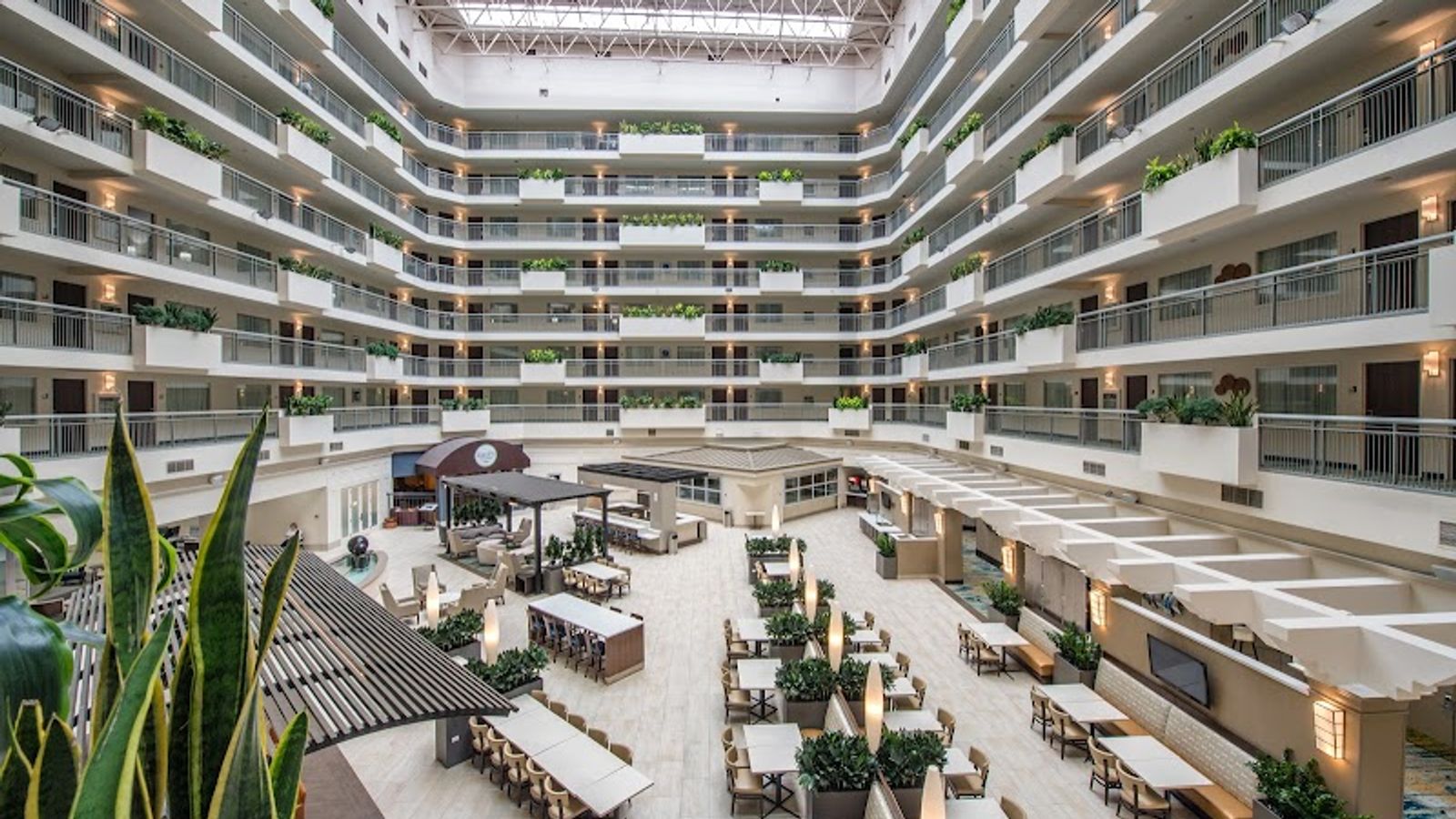 Embassy Suites by Hilton Seattle Tacoma International Airport