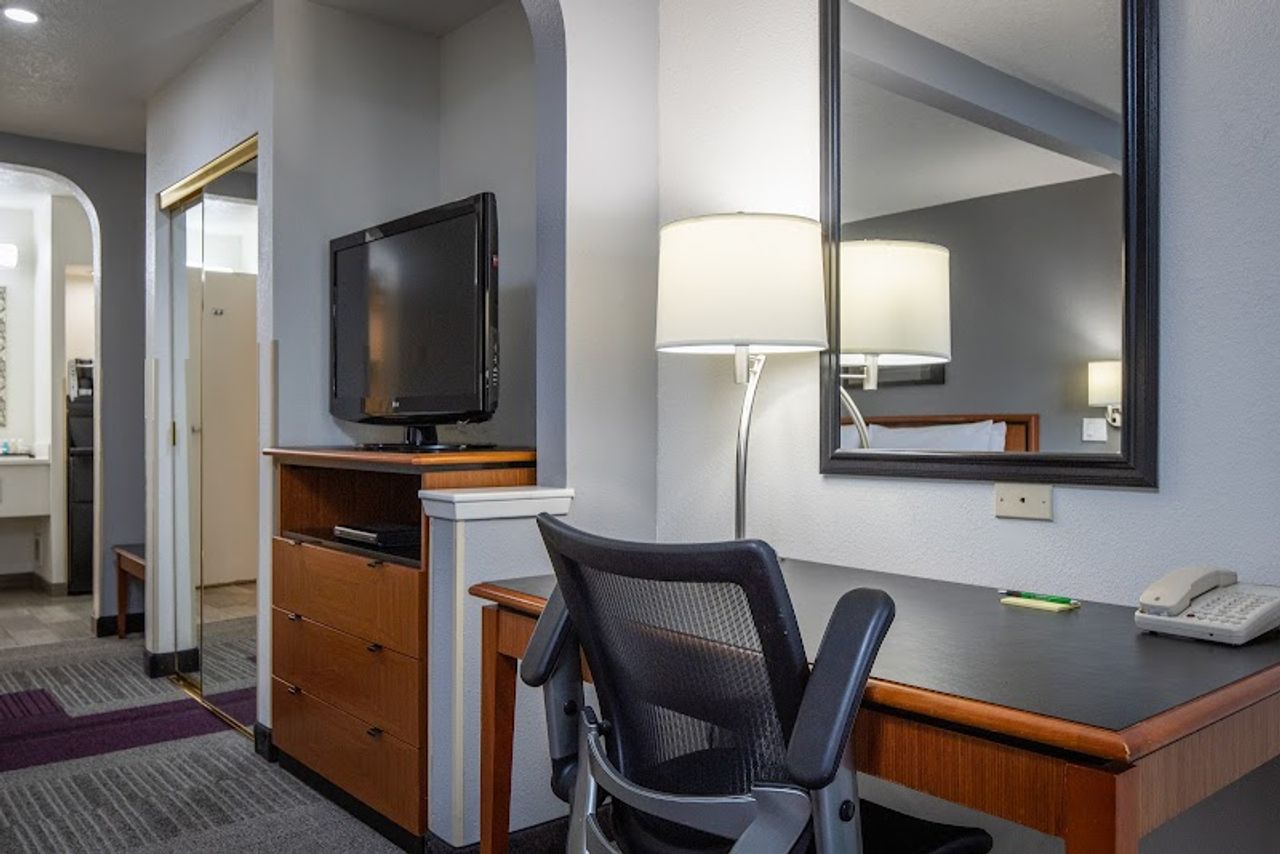 Photo of Atherton Park Inn & Suites Redwood City