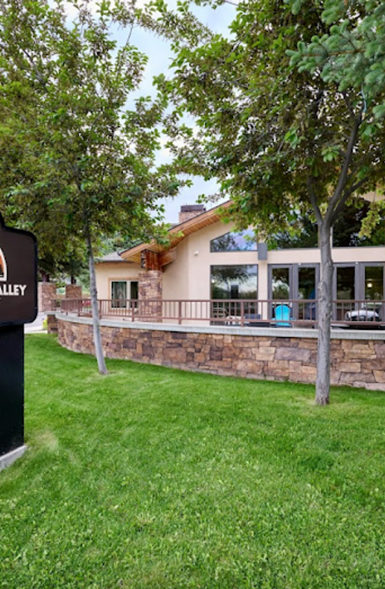 Photo of Mountain Valley Lodge