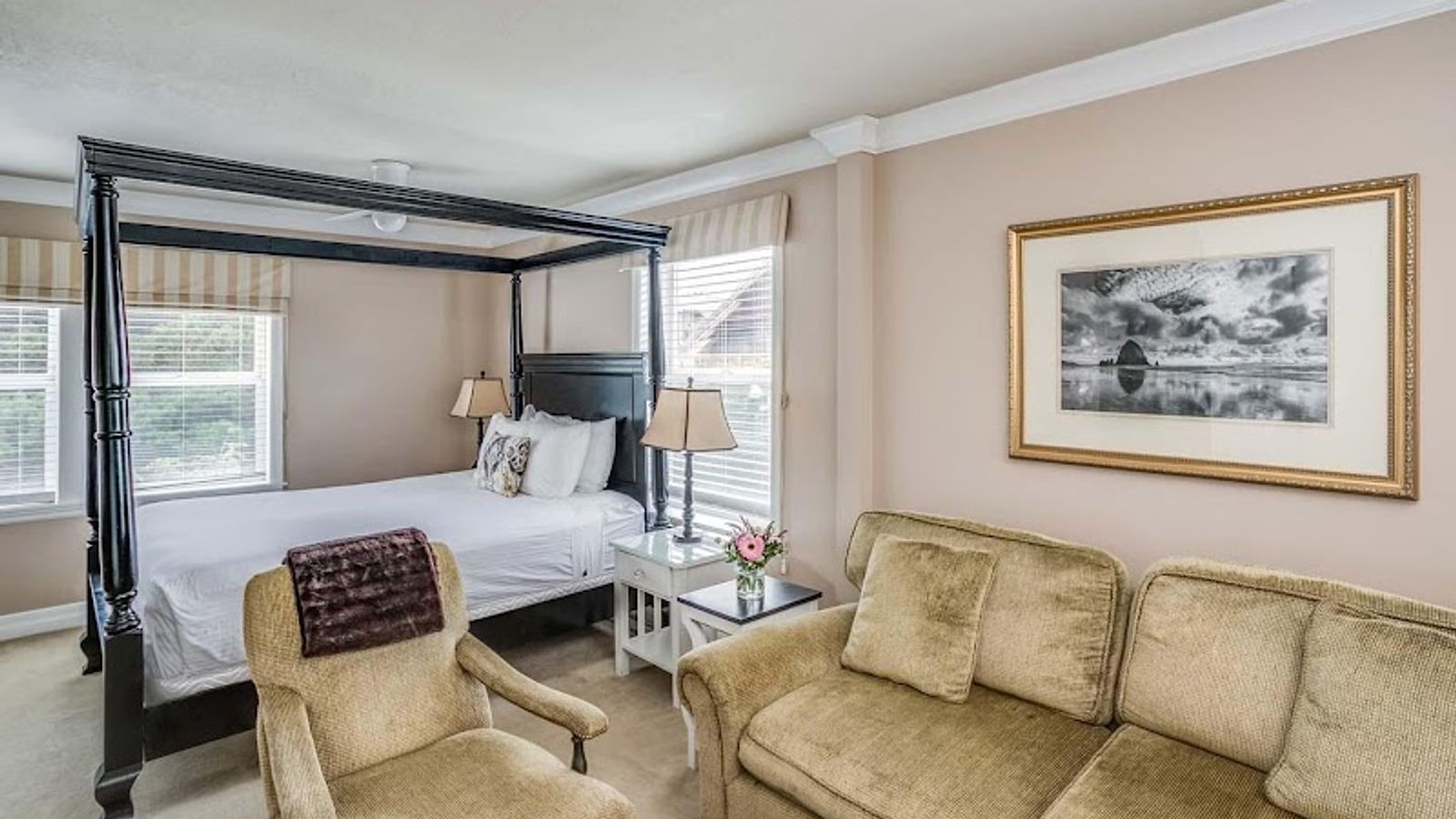 Photo of Cannon Beach Hotel Collection