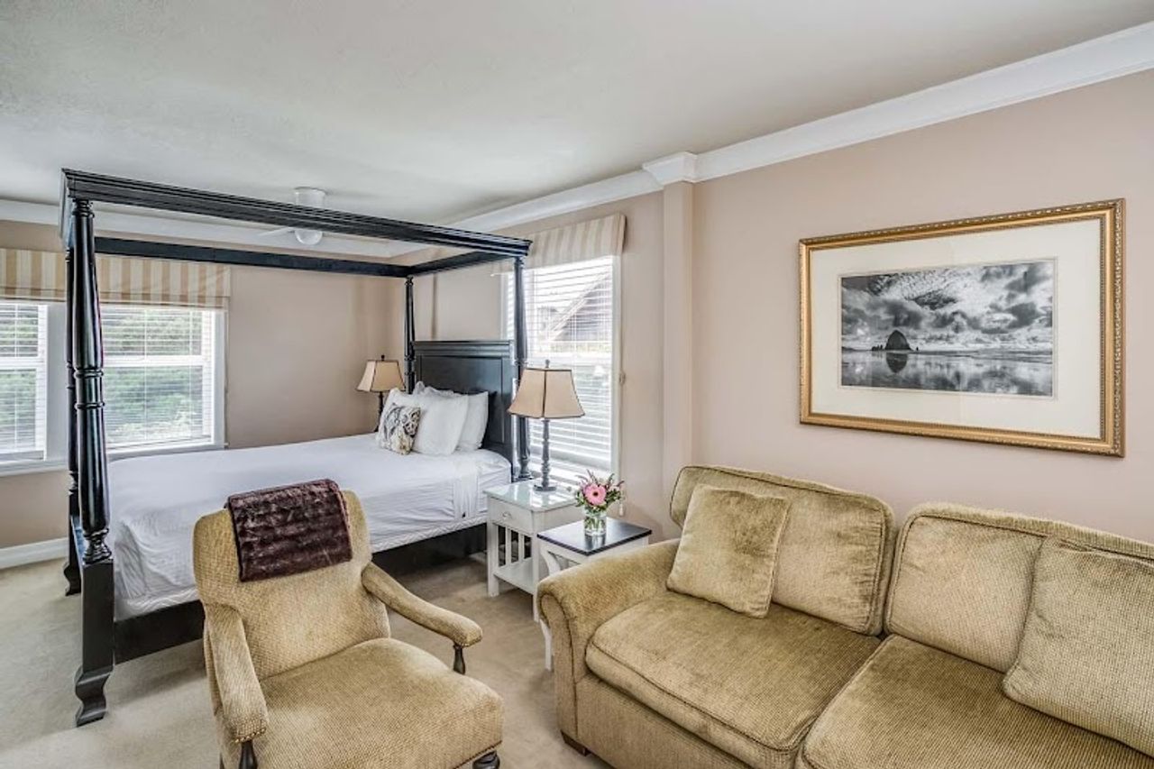Photo of Cannon Beach Hotel Collection