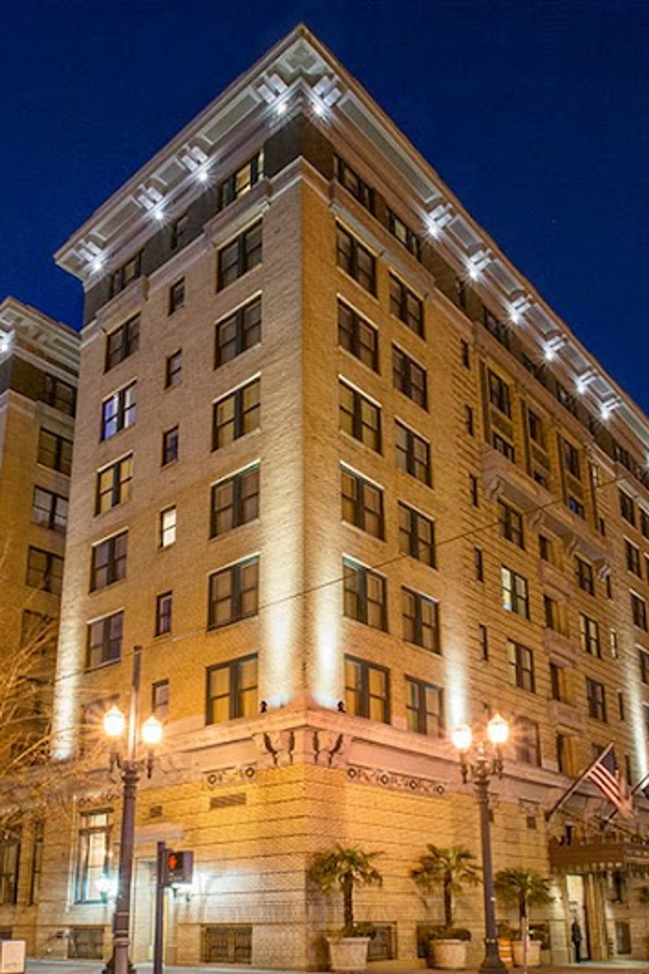 Photo of Hotel deLuxe