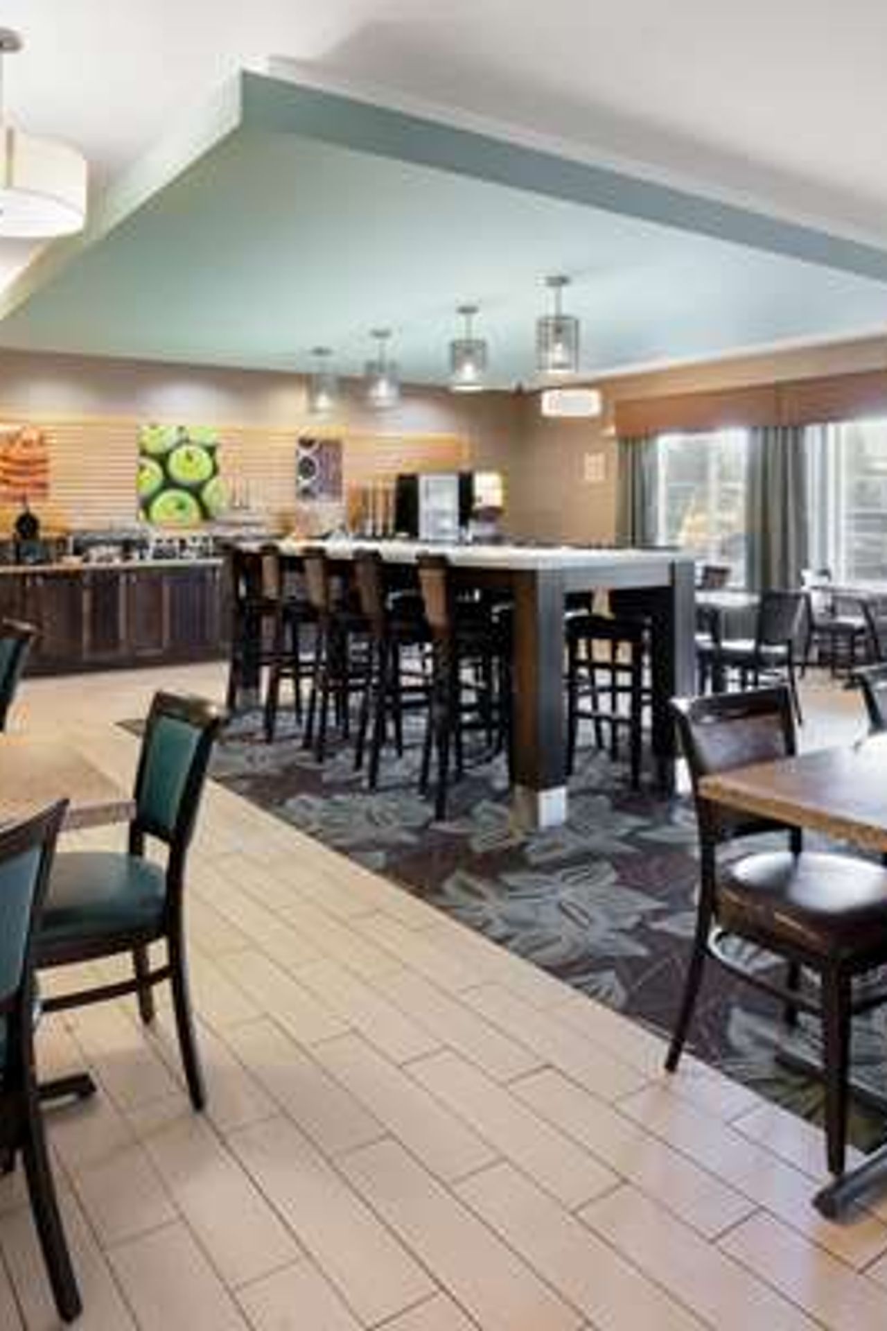 Photo of La Quinta Inn & Suites by Wyndham Bellingham