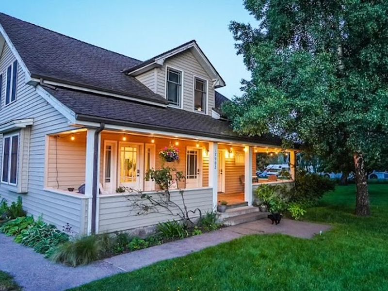 Vashon Inn