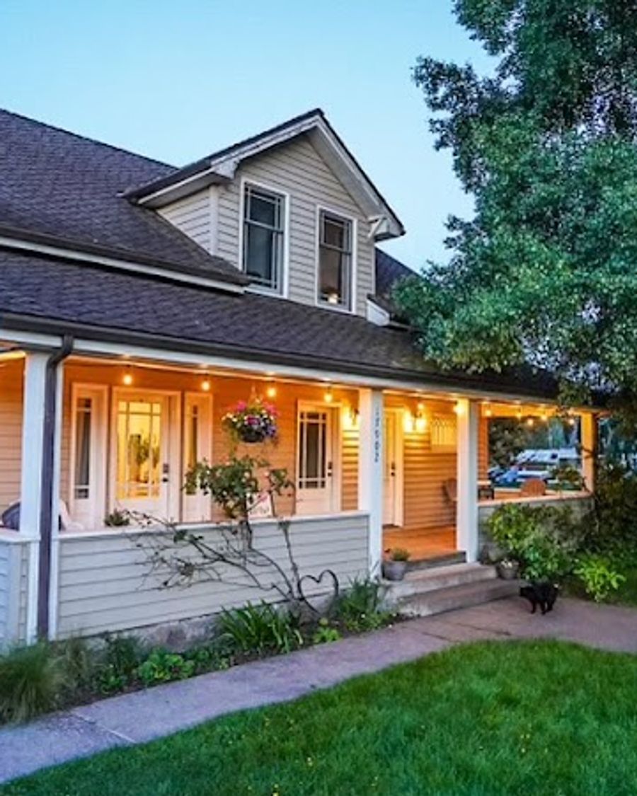 Vashon Inn