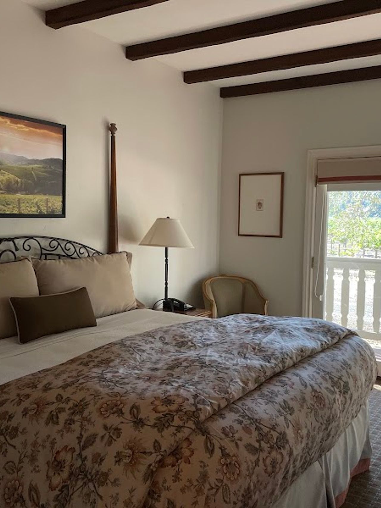 Photo of Vineyard Country Inn