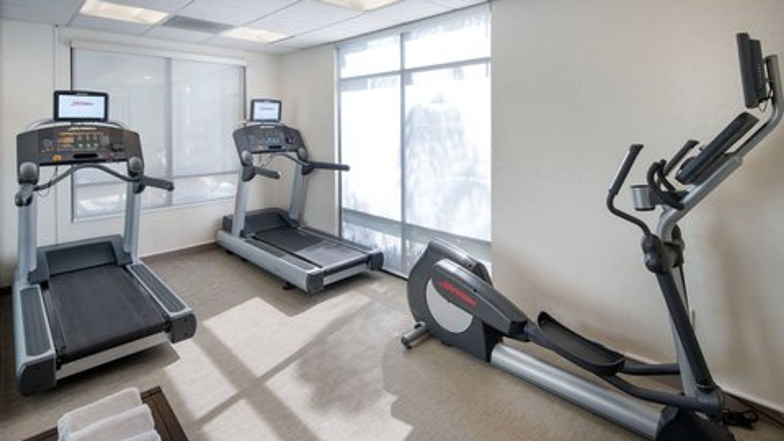 Photo of SpringHill Suites Bakersfield