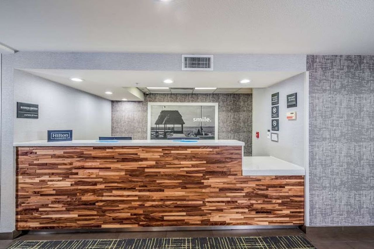 Photo of Hampton Inn Oakland-Hayward