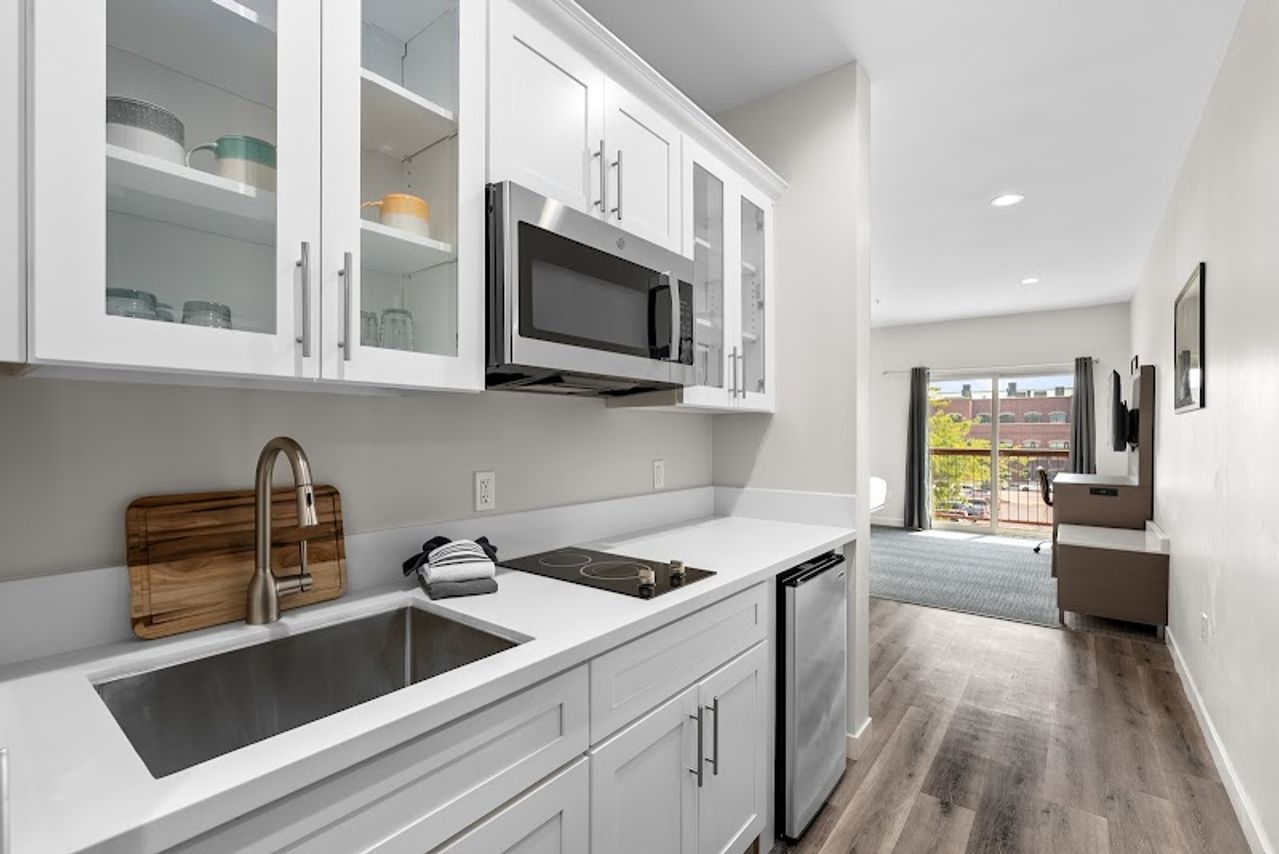 Photo of Cedar Street Hotel & Suites Sandpoint