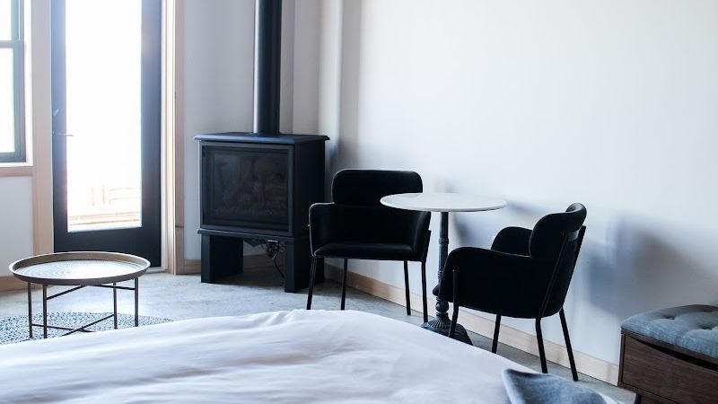 Photo of Bowline Hotel