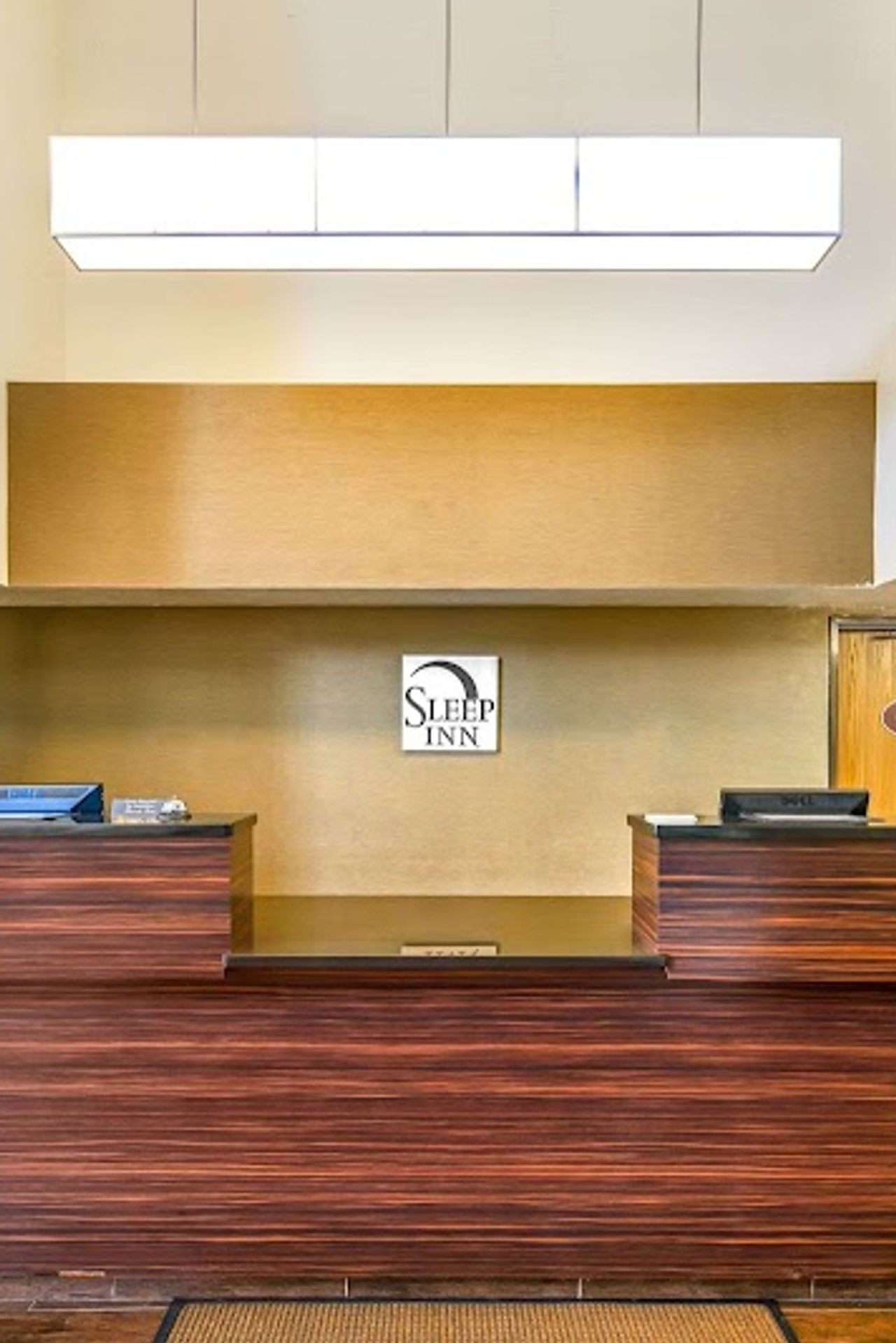 Photo of Sleep Inn near Washington State Line
