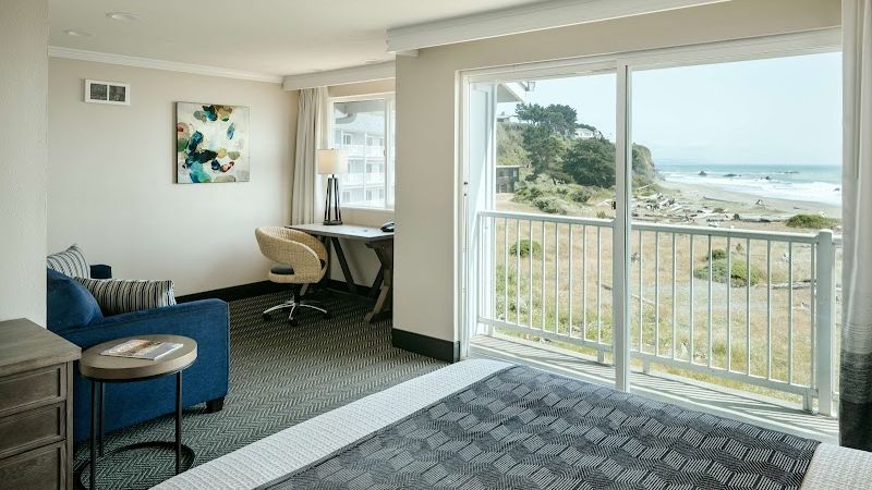 Photo of Beachfront Inn