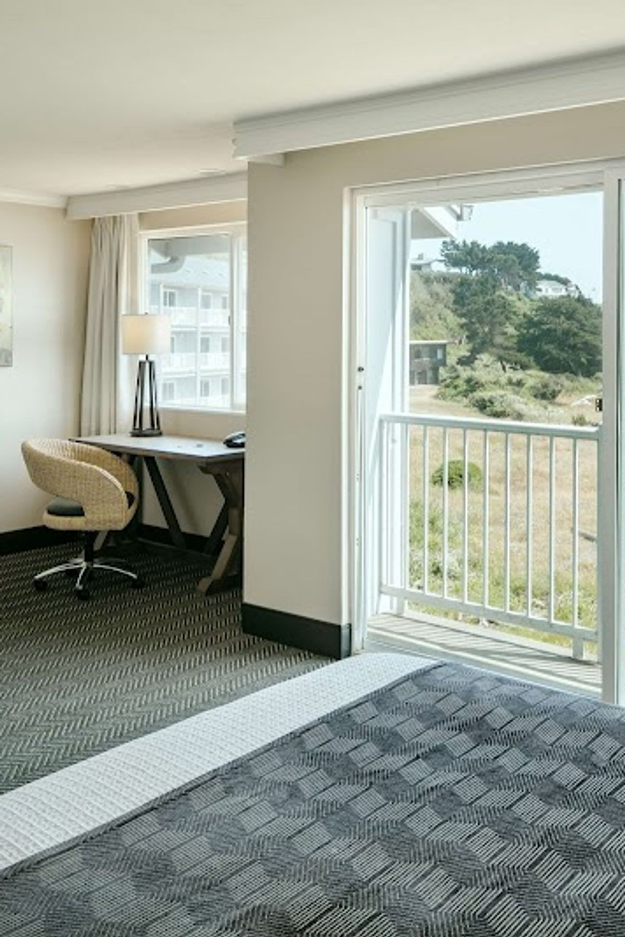 Photo of Beachfront Inn