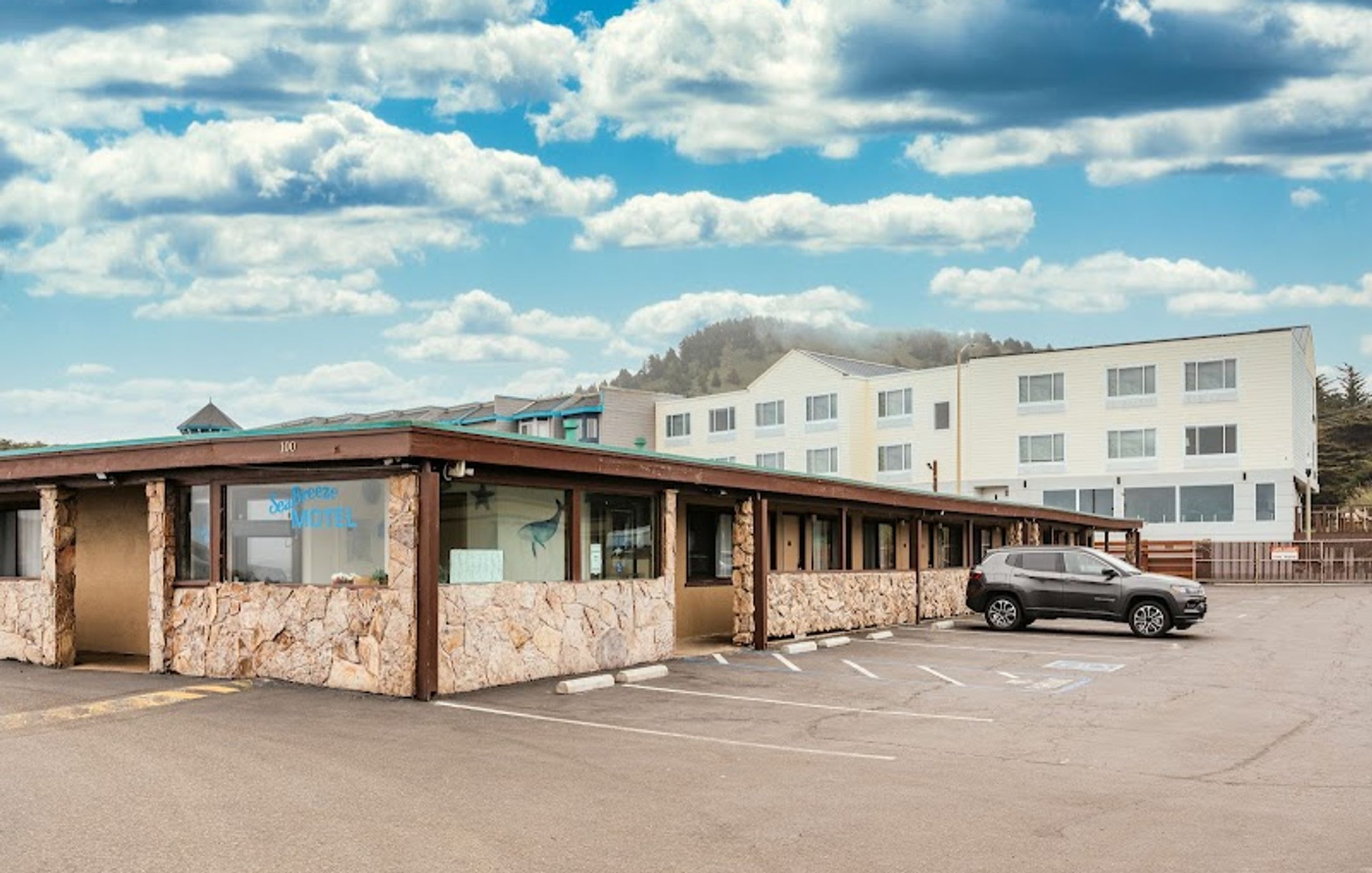 Sea Breeze Motel