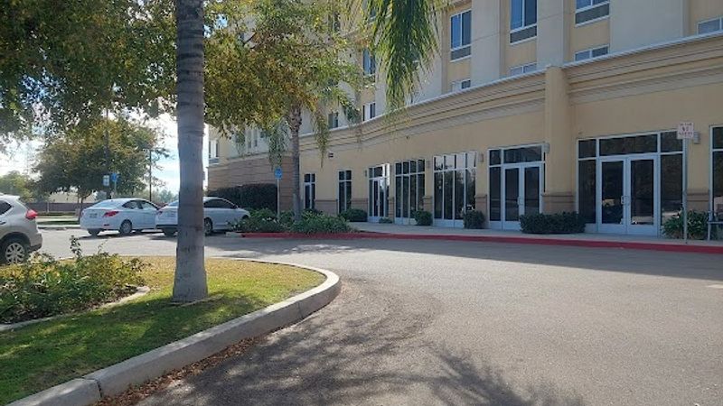 Photo of Holiday Inn & Suites Bakersfield, an IHG Hotel