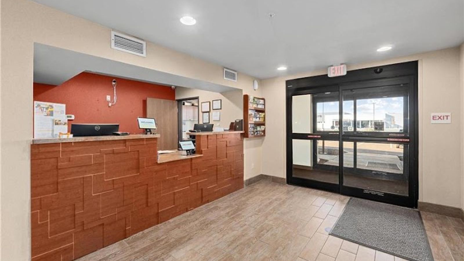 Photo of MainStay Suites Spokane Valley - Lobby, reception