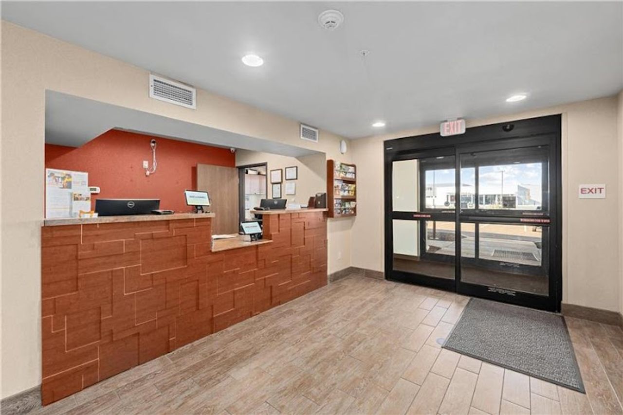 Photo of MainStay Suites Spokane Valley - Lobby, reception